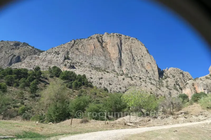 Barranco del Buitre Inferior o Cerrada de Lezar