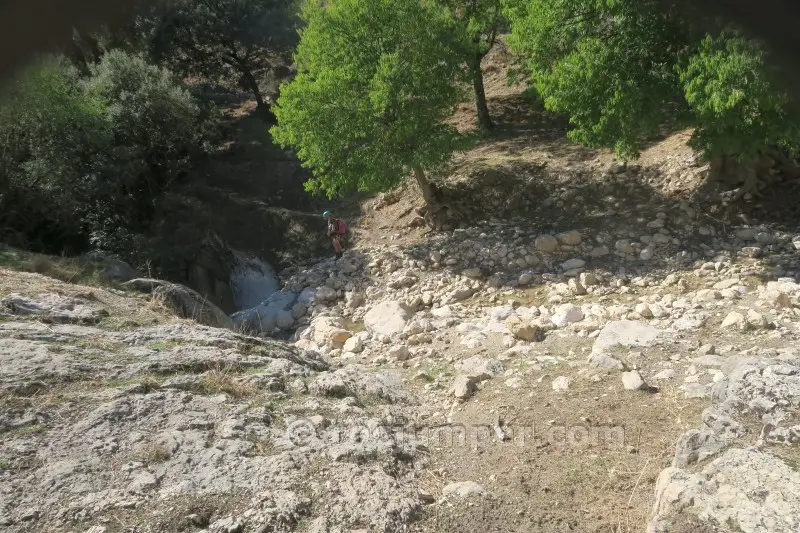Barranco del Buitre Inferior o Cerrada de Lezar