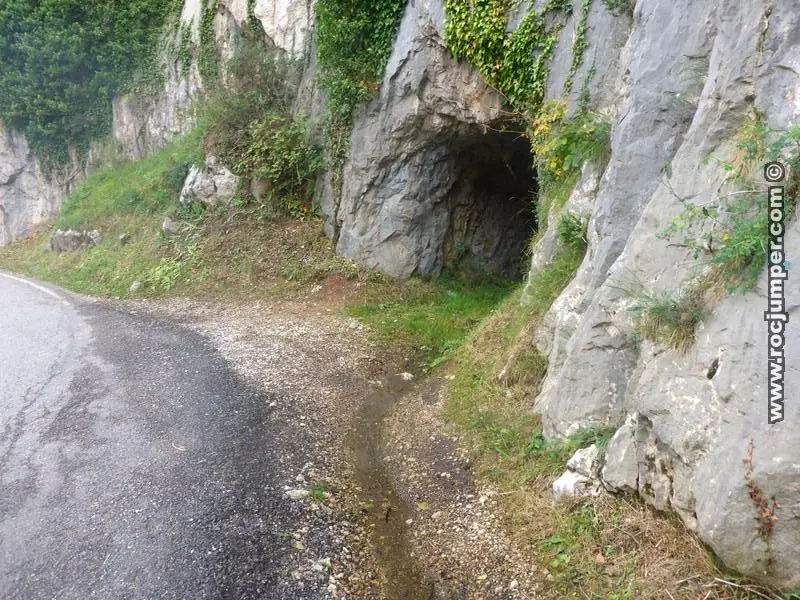 Barranc de la Foradada Vallcebre, Barcelona Corta Diversión