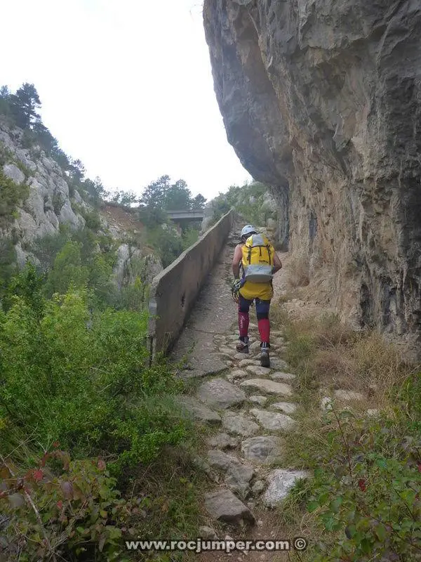 Barranc de la Foradada Vallcebre, Barcelona Corta Diversión