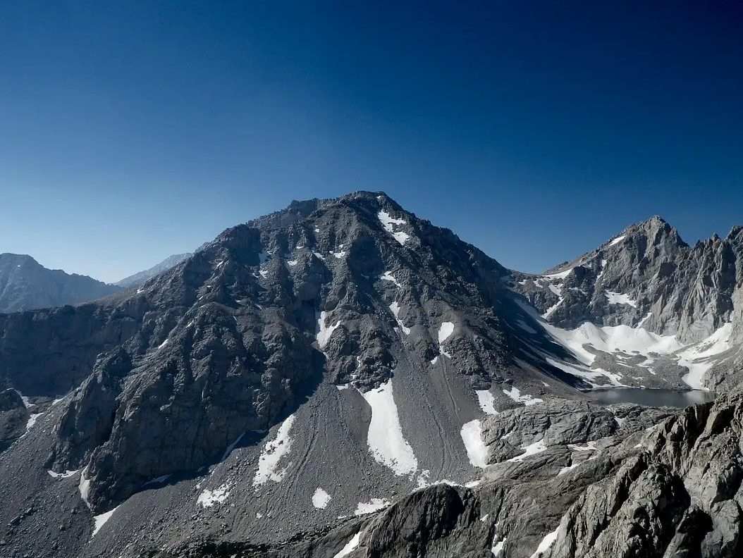 Mount Irvine