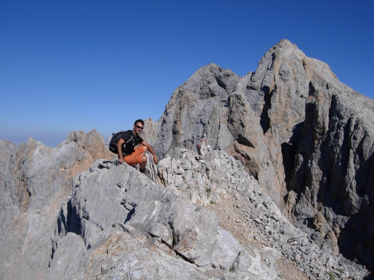 Torre de las Coteras Rojas