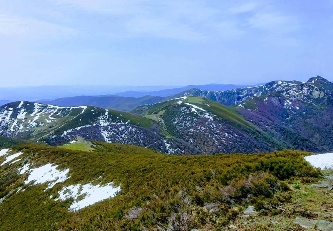 Pico Tres Bispos